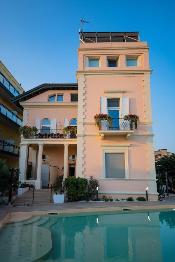 Villa Fiorita กัตตอลิกา ภายนอก รูปภาพ