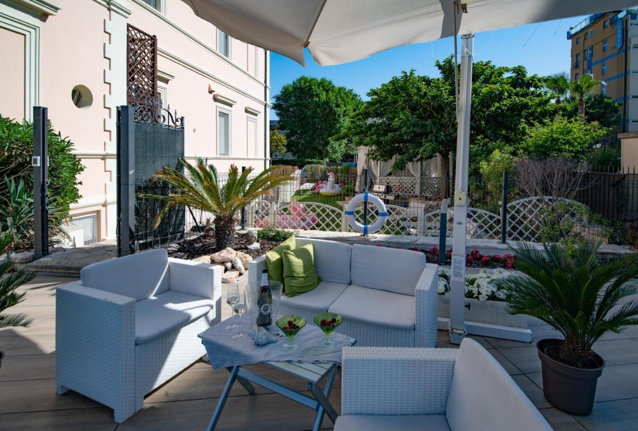 Villa Fiorita กัตตอลิกา ภายนอก รูปภาพ